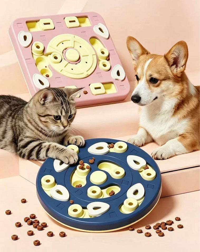 Puzzles & Treat-Dispensing Toys in Cat Toys