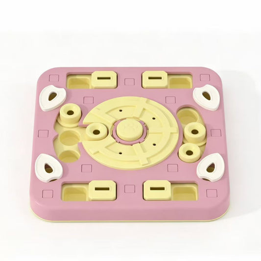 Puzzles & Treat-Dispensing Toys in Cat Toys